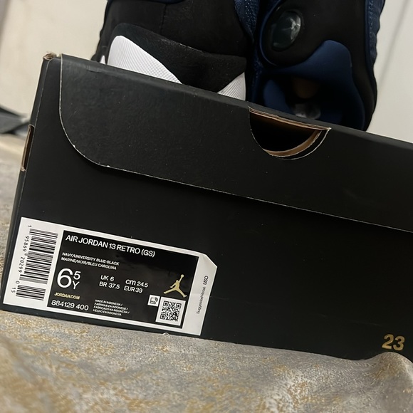 NEW JORDAN 13s FROM SHOE PALACE - Picture 5 of 6